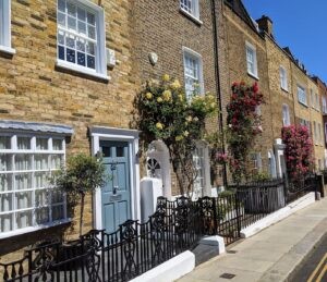 17 Peel Street, W8 - Kensington - Conservation area - Sliding