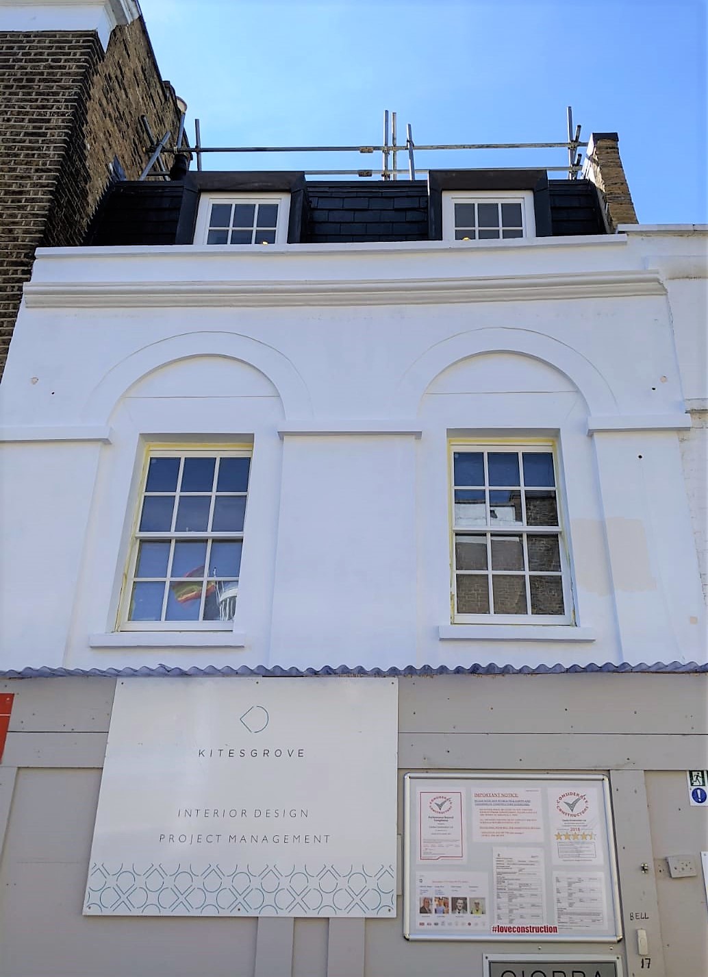 17 Peel Street, W8 - Kensington - Conservation area - Sliding