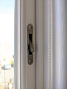 17 Peel Street, W8 - Kensington - Conservation area - Sliding