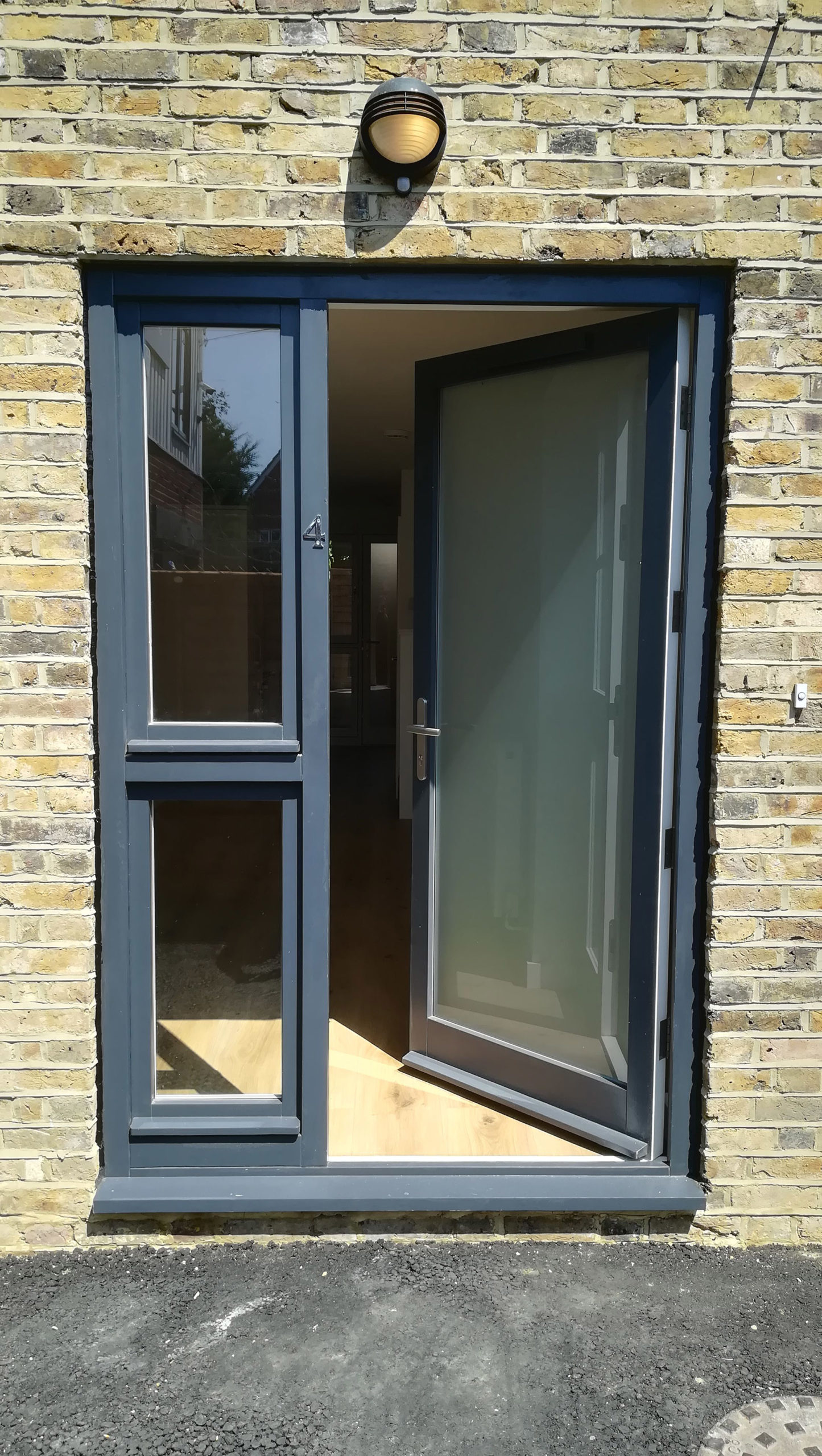 UB8 - Waterloo Road - Bespoke timber Sash windows and doors