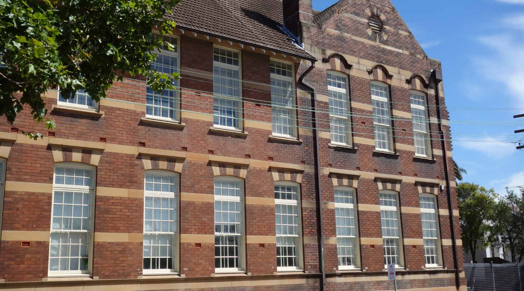 London Sash Window Specialist Sash Seal & Repair